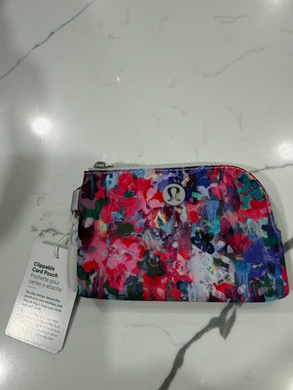 NWT Lululemon athletica flower glide multi/ vapor clippable card case sold out